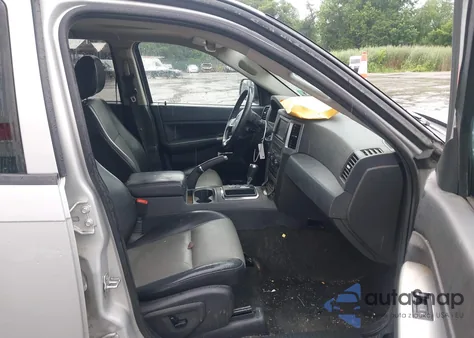 2010 Jeep Grand Cherokee Laredo from USA, damaged, VIN 1J4PR4GK2AC138023